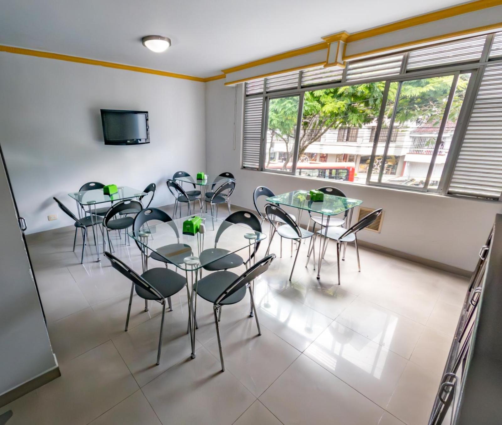 Hotel Aires Del Quindio Armenia エクステリア 写真