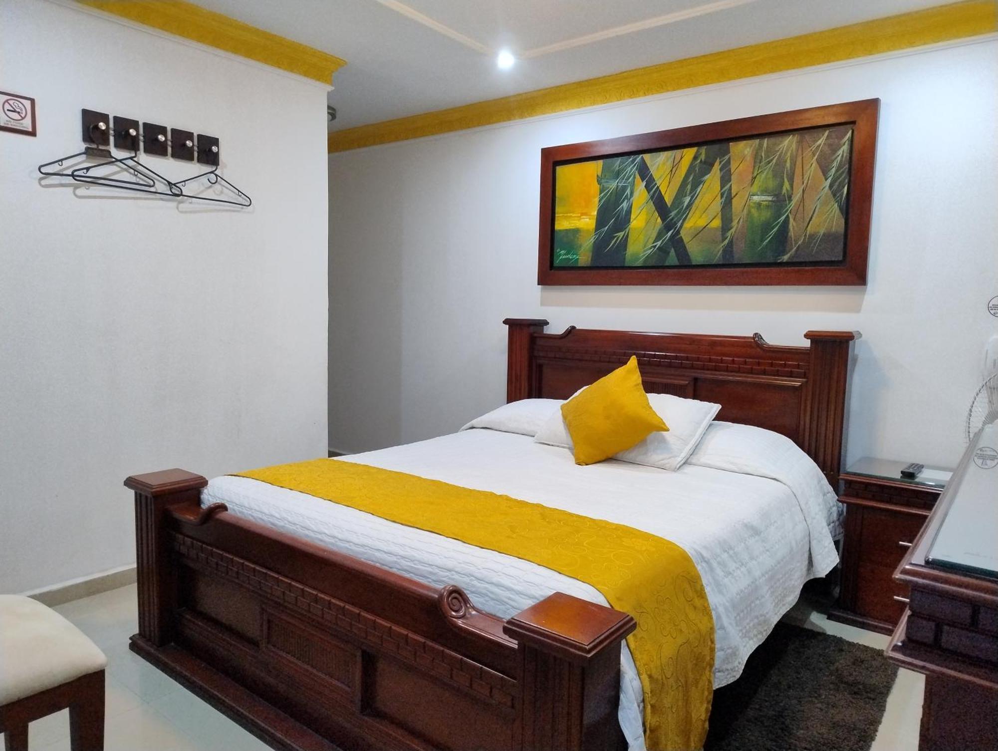 Hotel Aires Del Quindio Armenia エクステリア 写真